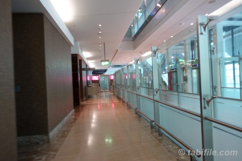 Dubai International Airpot Terminal3 Concourse A Emirates Firstclass Lounge